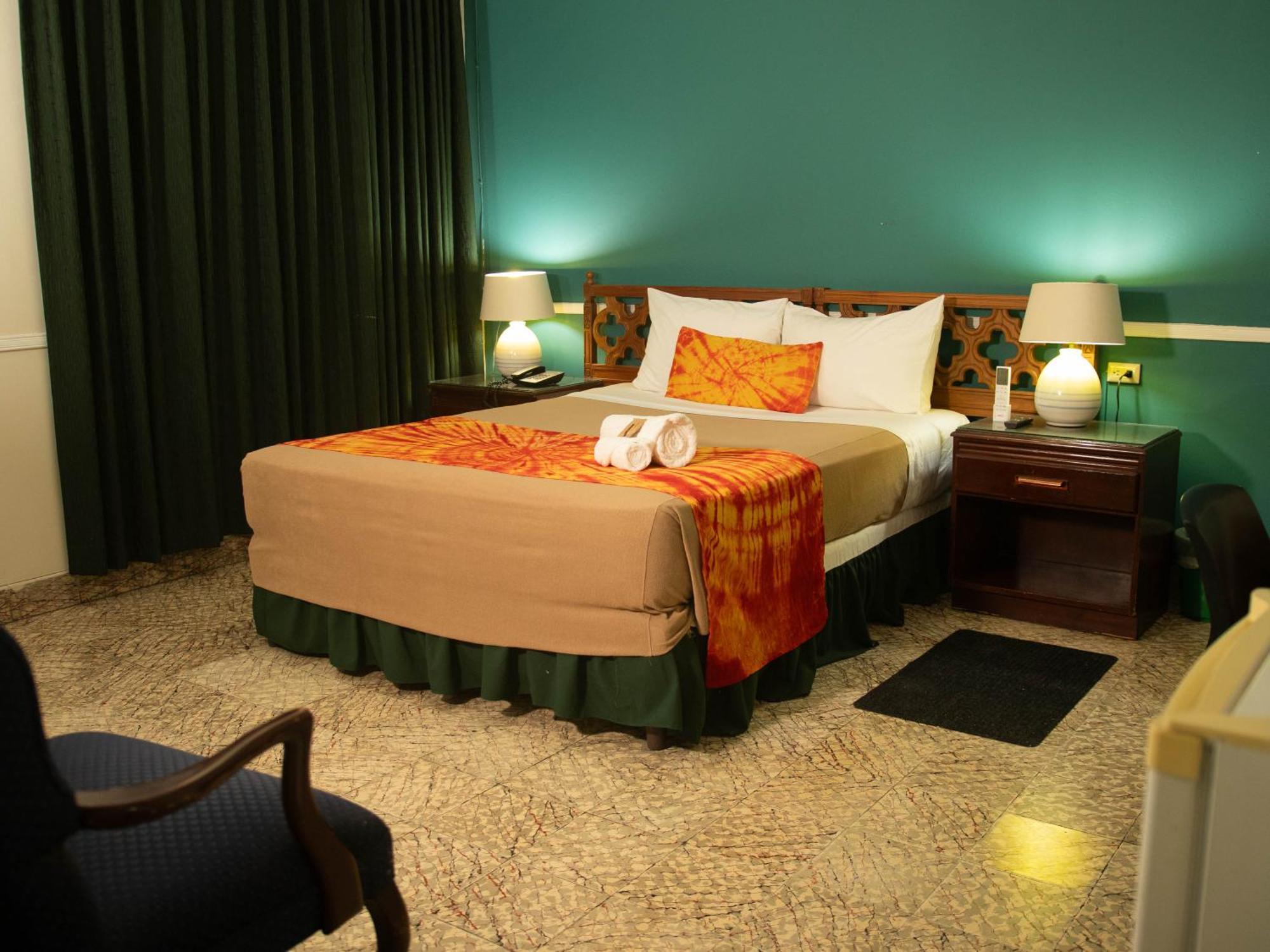 Eco Mariscal 3* San Salvador