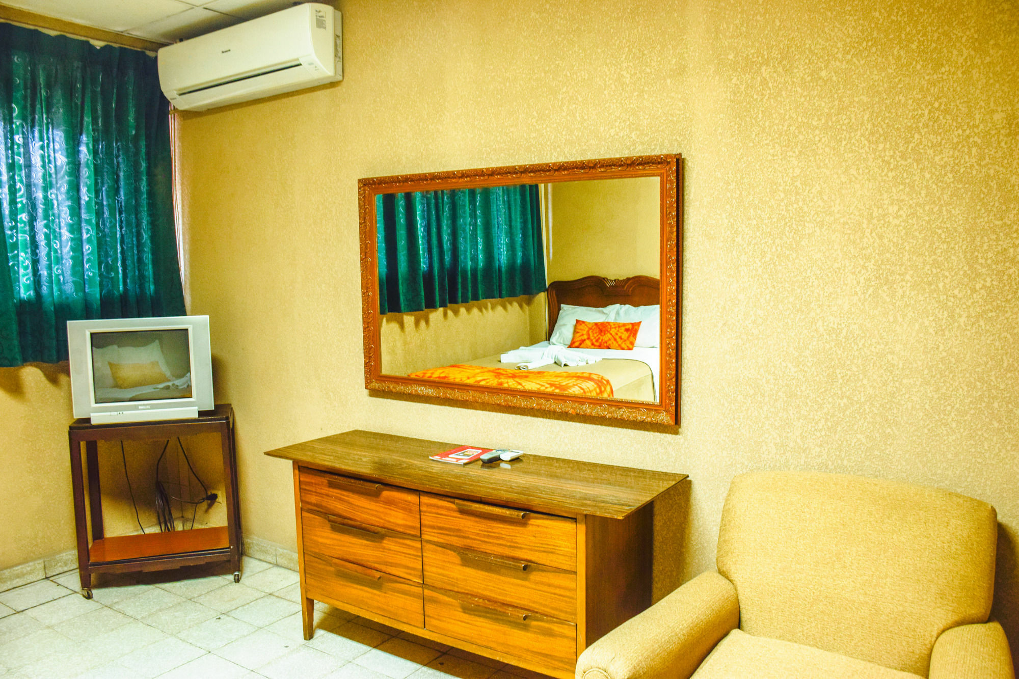 Eco Mariscal Hotel 3*