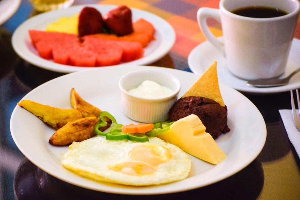 Mariscal Hotel San Salvador